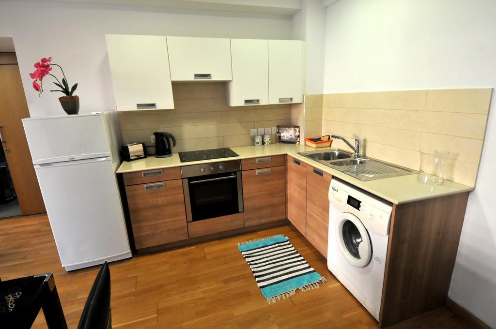 Ithaki Phinikoudes Apartment No. 105 Larnaca Rum bild