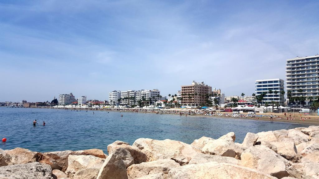 Ithaki Phinikoudes Apartment No. 105 Larnaca Exteriör bild